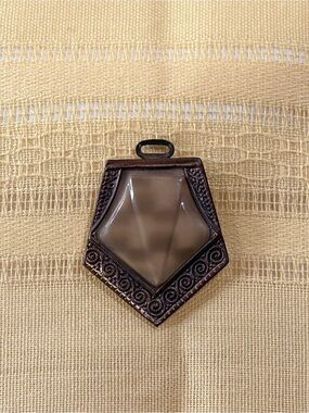 ✨ ANTIQUE 1920s Czechoslovakia Faux Agate Shield Pin Fob - Art Deco Brass ✨